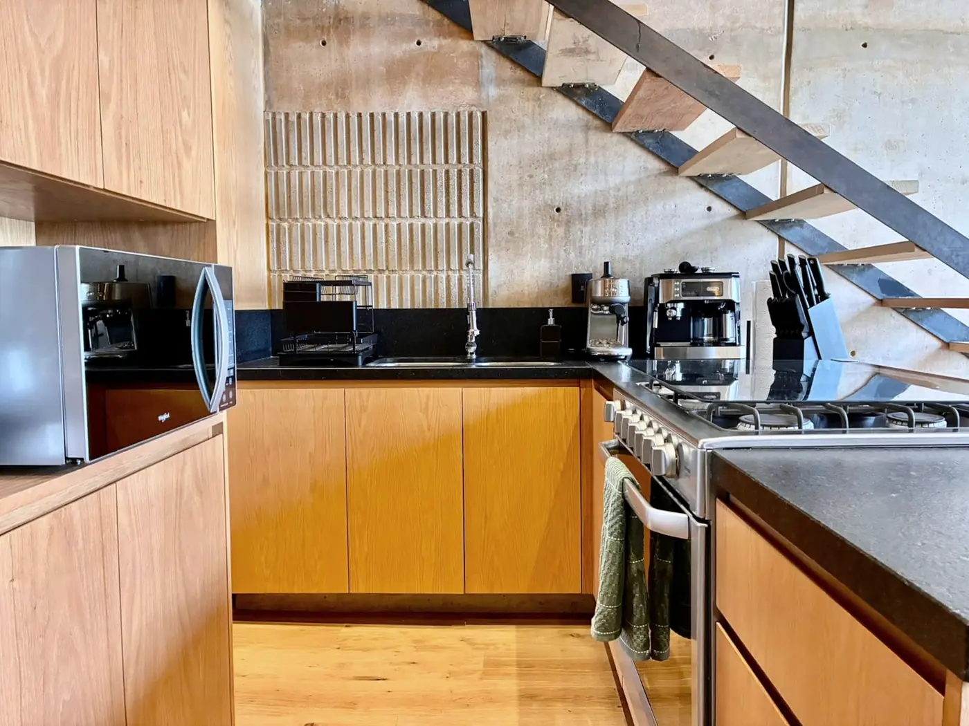 KIN, The kitchen